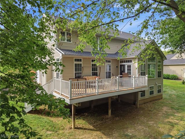 9359 Ashcroft Lane, Twinsburg, OH 44087