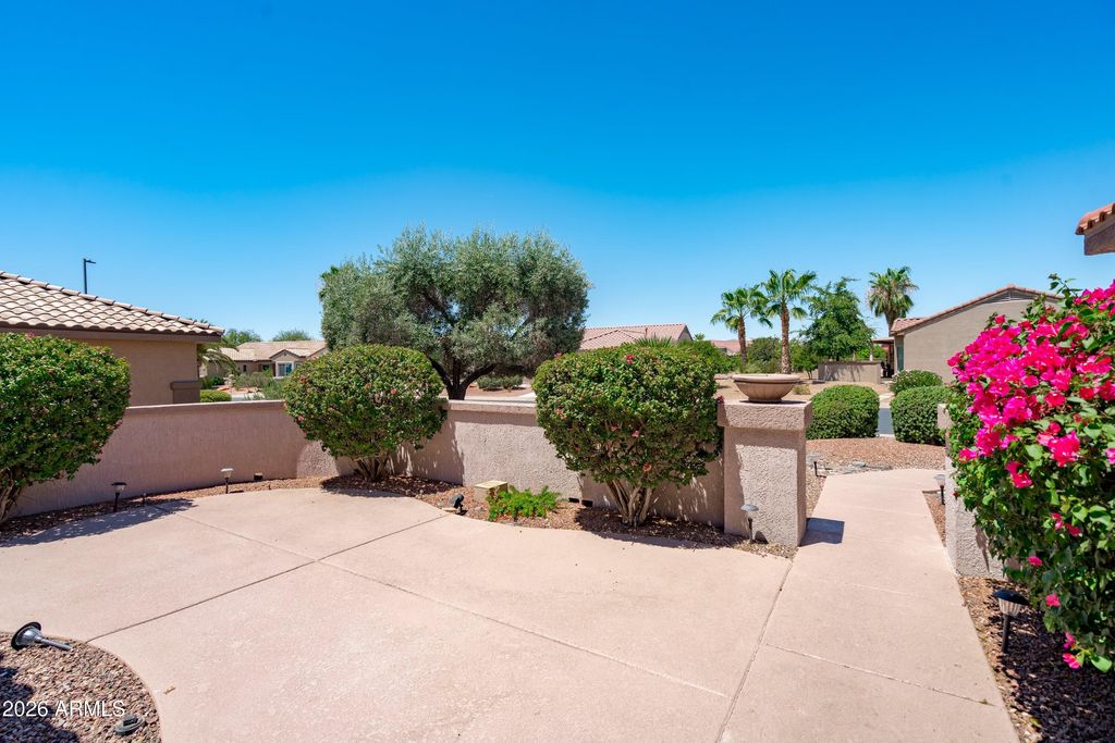 20471 N WIND DRIFT Way, Surprise, AZ 85374 — photo 2
