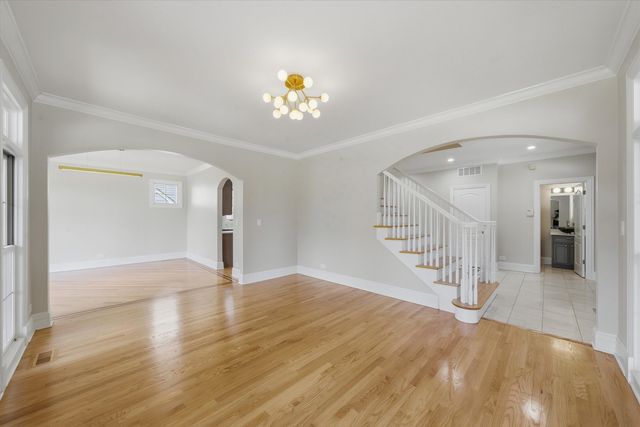 301 Spruce Street, Glenview, IL 60025