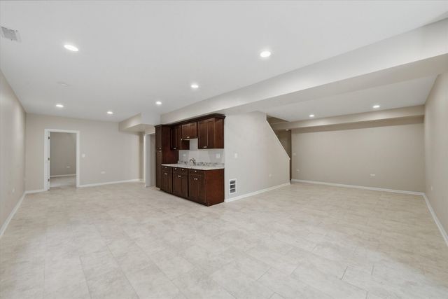 301 Spruce Street, Glenview, IL 60025