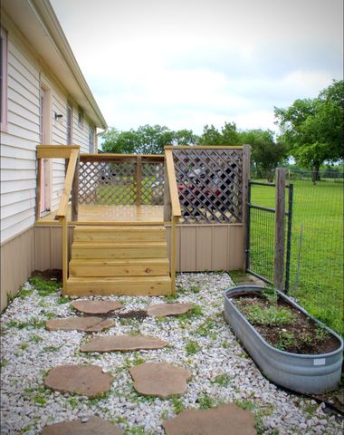 100 Hickory Street, Lone Oak, TX 75453