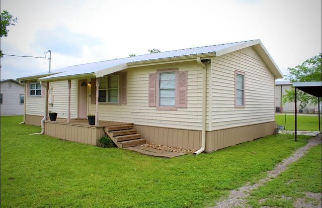 100 Hickory Street, Lone Oak, TX 75453
