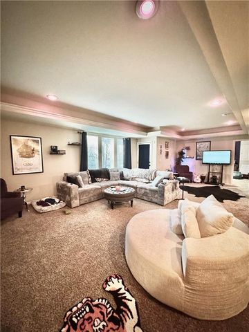 312 SE Battery Drive, Lee's Summit, MO 64063