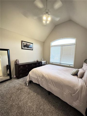 312 SE Battery Drive, Lee's Summit, MO 64063
