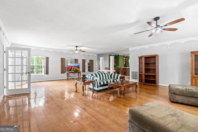 133 Gates Road, Lizella, GA 31052