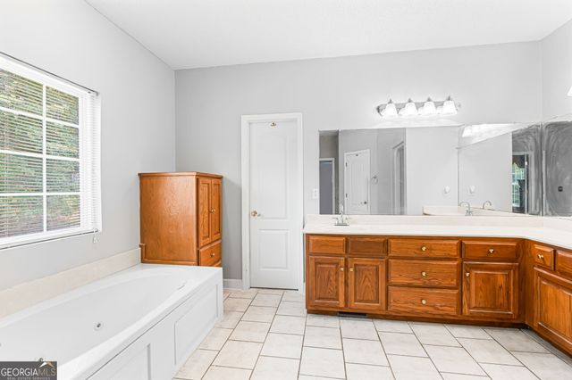 133 Gates Road, Lizella, GA 31052