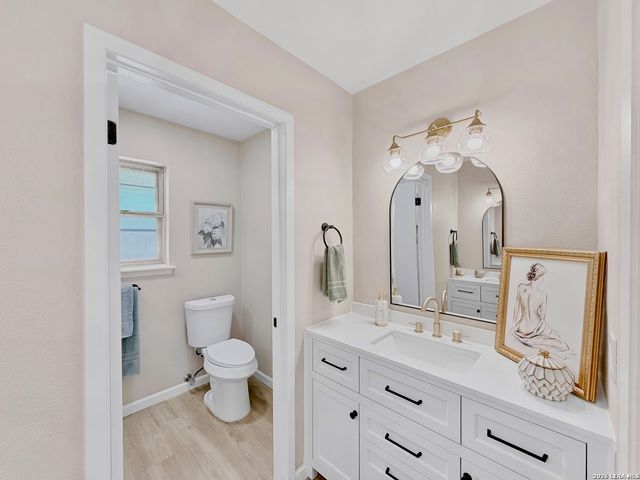 8615 NORWICH DR, San Antonio, TX 78217