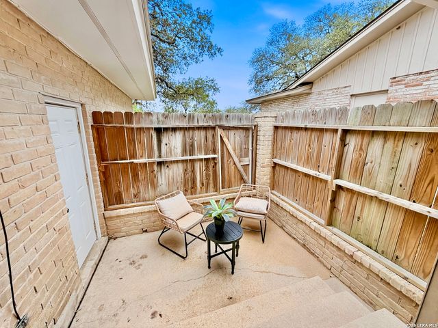 8615 NORWICH DR, San Antonio, TX 78217