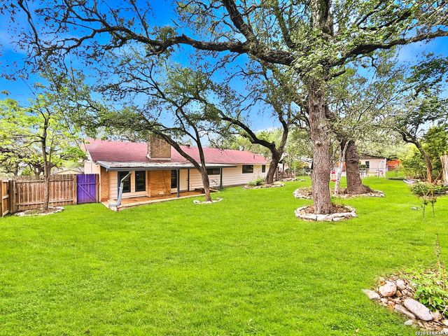 8615 NORWICH DR, San Antonio, TX 78217