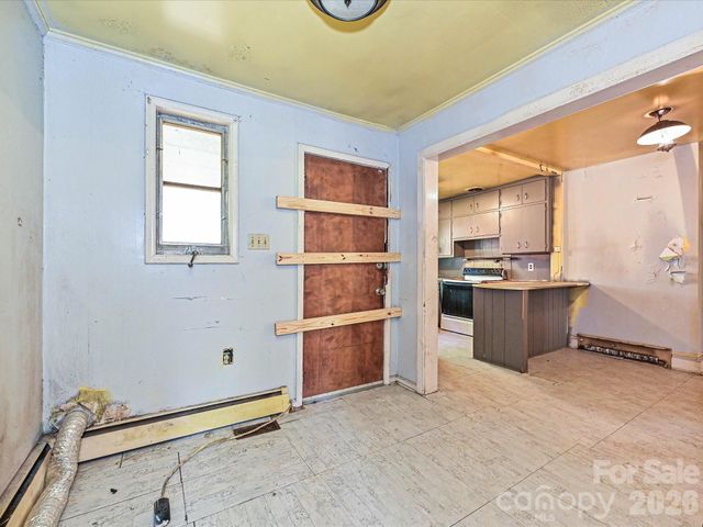 2629 Ringwood Street, Charlotte, NC 28208