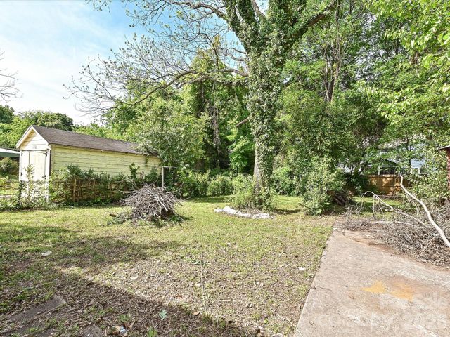 2629 Ringwood Street, Charlotte, NC 28208