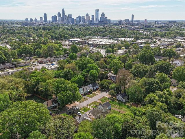 2629 Ringwood Street, Charlotte, NC 28208