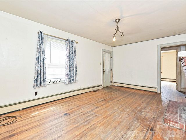 2629 Ringwood Street, Charlotte, NC 28208