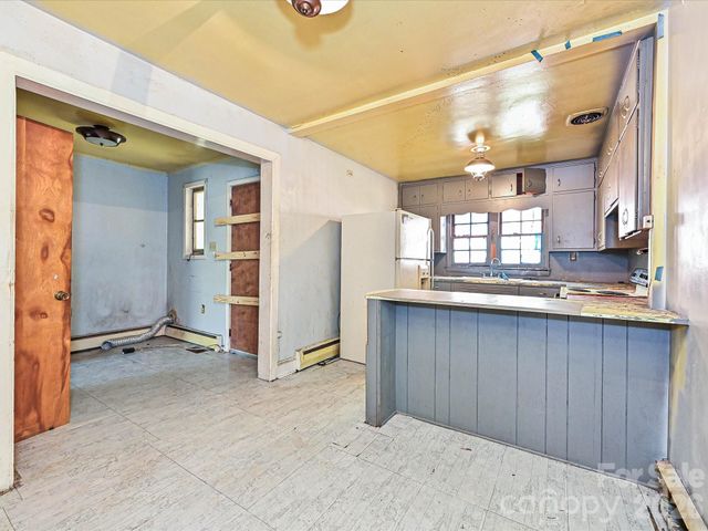 2629 Ringwood Street, Charlotte, NC 28208