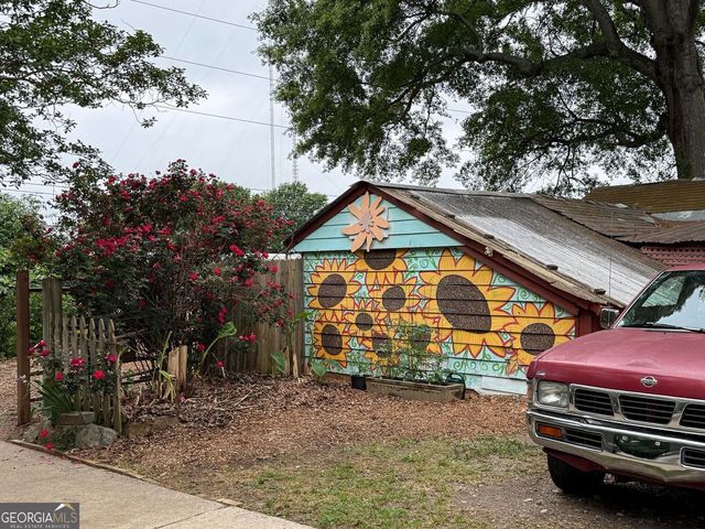 512 Hardendorf Avenue NE, Atlanta, GA 30307