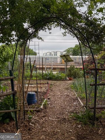 512 Hardendorf Avenue NE, Atlanta, GA 30307