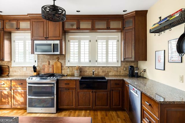 512 Hardendorf Avenue NE, Atlanta, GA 30307