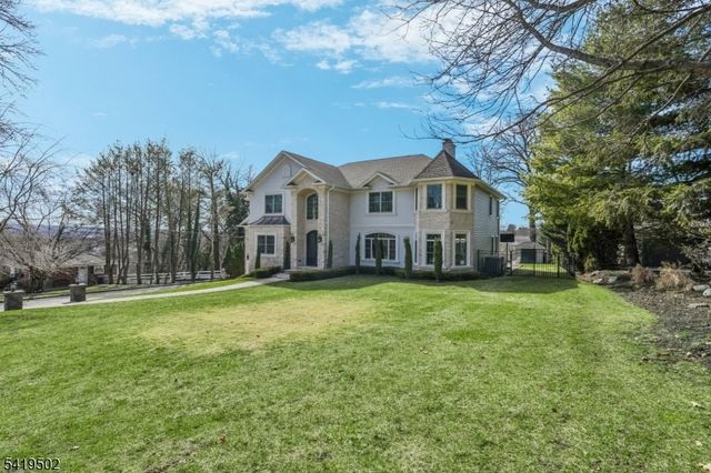 73 Maple Ave, Wayne Twp., NJ 07470