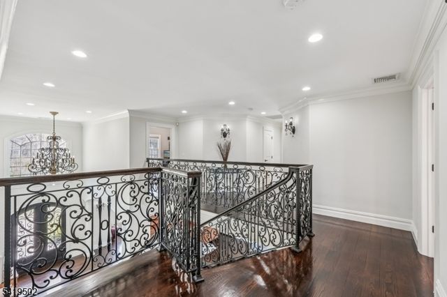 73 Maple Ave, Wayne Twp., NJ 07470