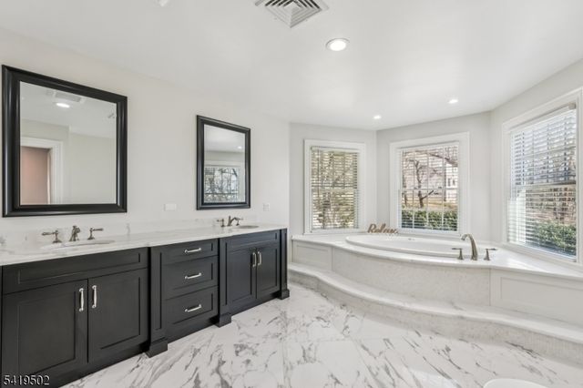 73 Maple Ave, Wayne Twp., NJ 07470