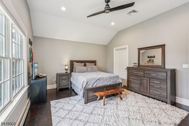 73 Maple Ave, Wayne Twp., NJ 07470