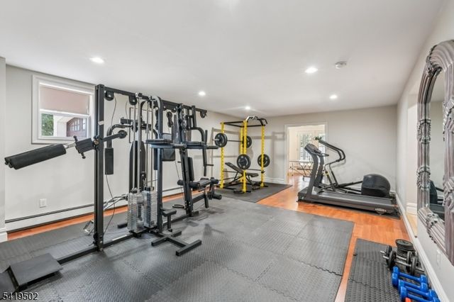 73 Maple Ave, Wayne Twp., NJ 07470