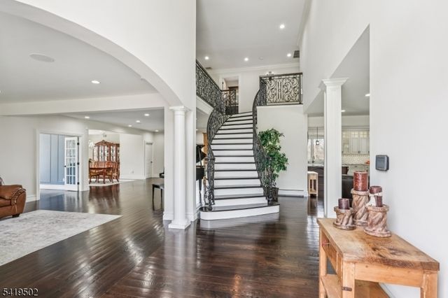 73 Maple Ave, Wayne Twp., NJ 07470