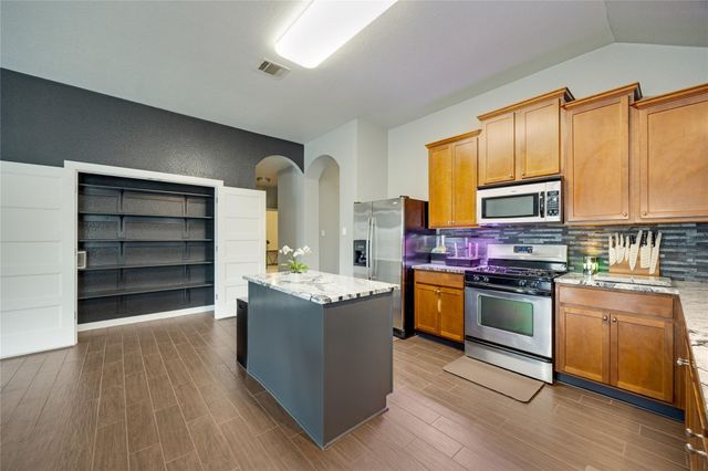 4325 Rolling Water DR, Pflugerville, TX 78660