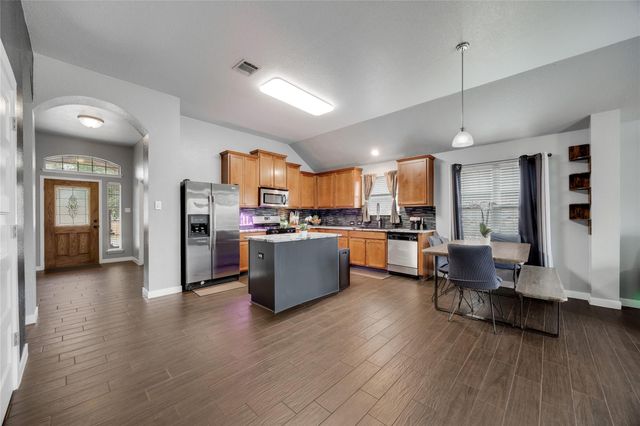 4325 Rolling Water DR, Pflugerville, TX 78660