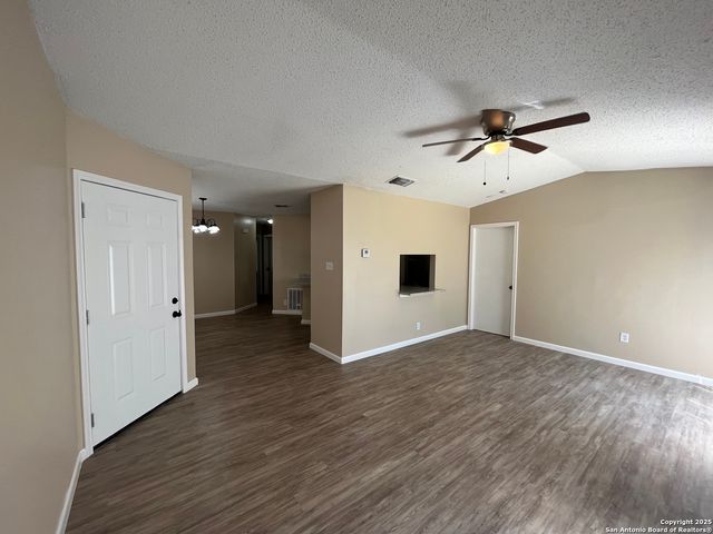 4014 Colonial Sun, San Antonio, TX 78244