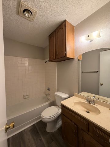 5216 Carpenter Drive, Arlington, TX 76017