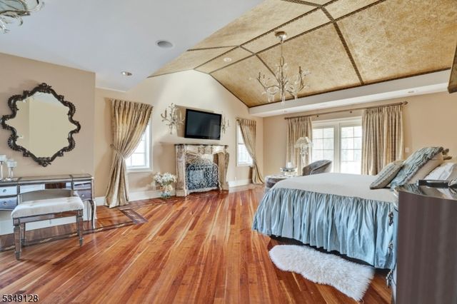 11 RICKLAND DRIVE, North Caldwell Boro, NJ 07006