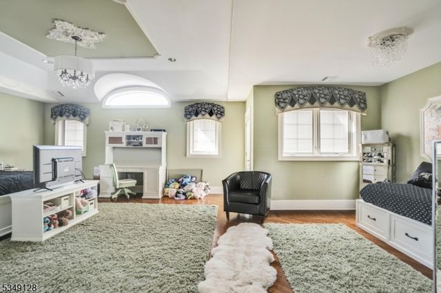 11 RICKLAND DRIVE, North Caldwell Boro, NJ 07006