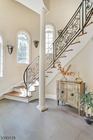 11 RICKLAND DRIVE, North Caldwell Boro, NJ 07006