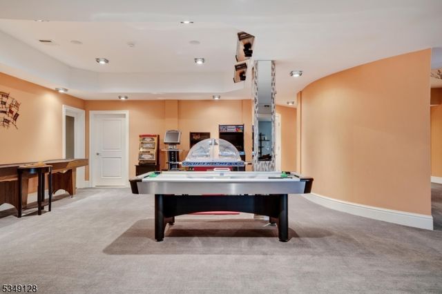 11 RICKLAND DRIVE, North Caldwell Boro, NJ 07006