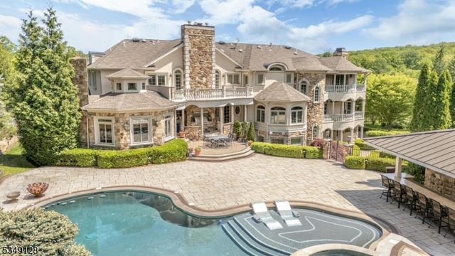 11 RICKLAND DRIVE, North Caldwell Boro, NJ 07006