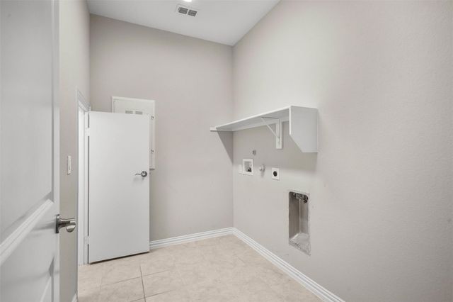 2608 Melrose Drive, Mansfield, TX 76084