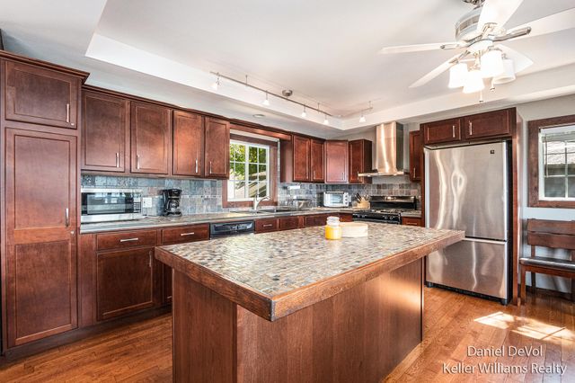 1178 Cherry Drive, Casco Twp, MI 49090