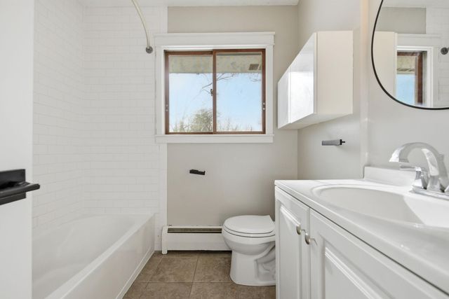 4721 33rd Avenue N, Golden Valley, MN 55422