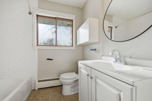 4721 33rd Avenue N, Golden Valley, MN 55422