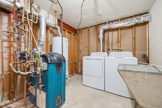 4721 33rd Avenue N, Golden Valley, MN 55422