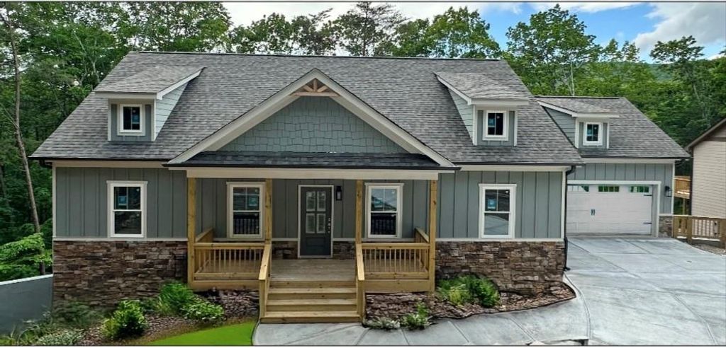 138 Lakewood Drive, Waleska, GA 30183