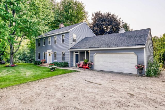 9905 Brent Avenue, Inver Grove Heights, MN 55077