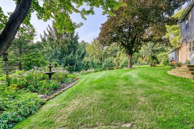 9905 Brent Avenue, Inver Grove Heights, MN 55077