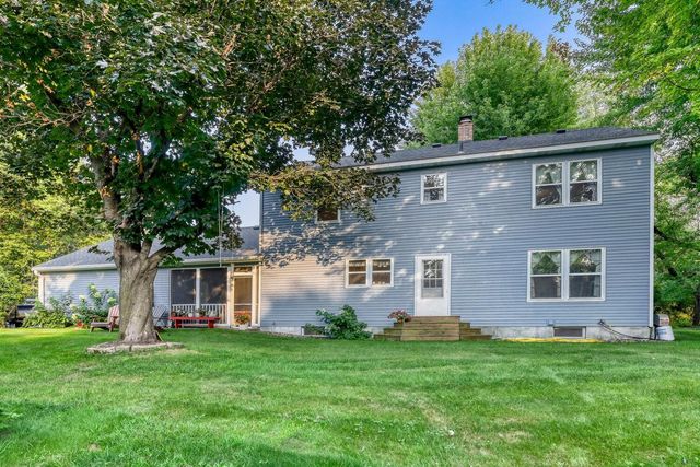 9905 Brent Avenue, Inver Grove Heights, MN 55077