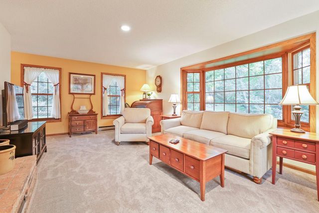 9905 Brent Avenue, Inver Grove Heights, MN 55077