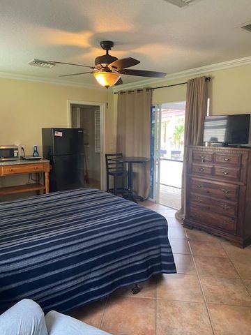 13617 54th Lane N, West Palm Beach, FL 33411