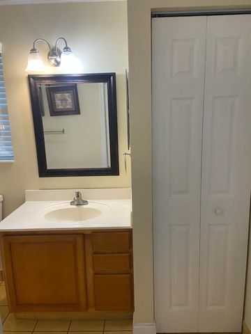 13617 54th Lane N, West Palm Beach, FL 33411