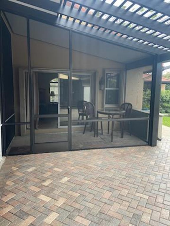 13617 54th Lane N, West Palm Beach, FL 33411