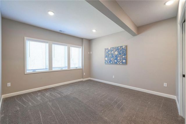 517 Village Lane, Harrisonville, MO 64701